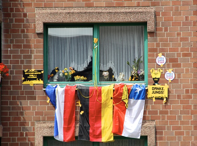 更加信任詹 更加信任詹