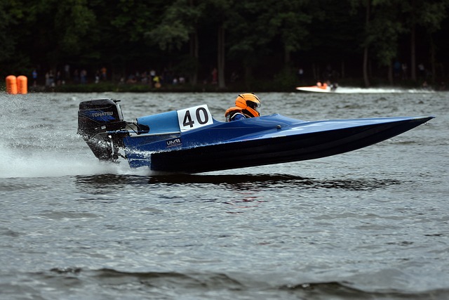 切费林：巴黎0-2曼城时，纳赛尔曾犹豫是否继续留在足坛工作.